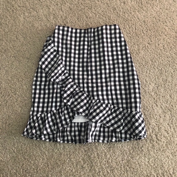 Papaya Dresses & Skirts - Papaya gingham ruffles skirt